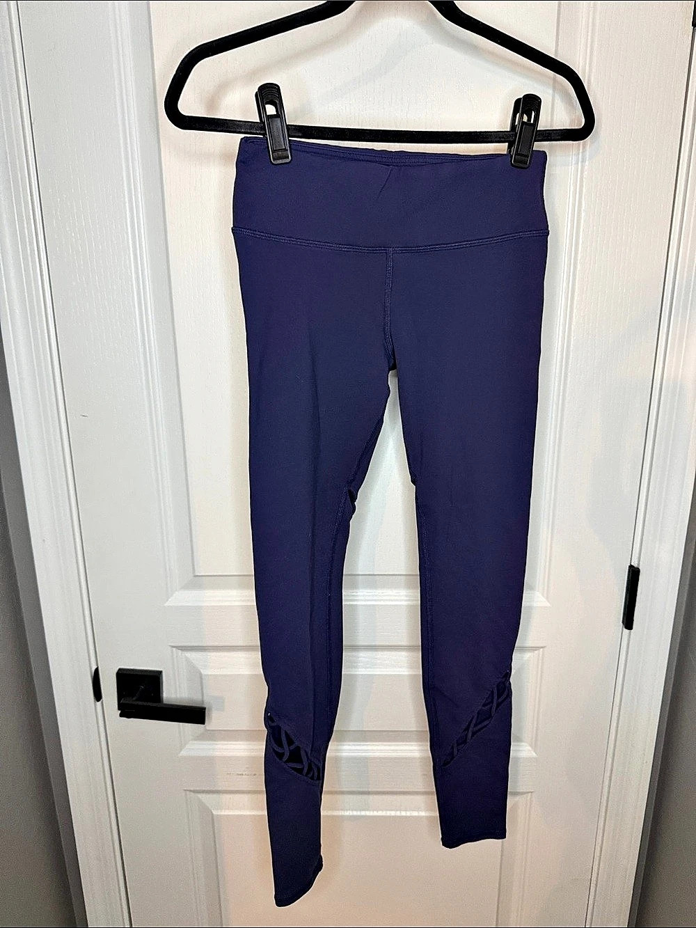 Alo Lace-Up Athletic Leggings in Purple
